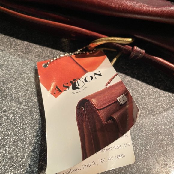 NWT Woman\'s Handmade Aston Leather Backpack main image 12